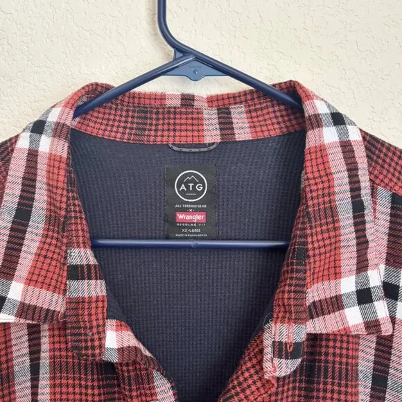Wrangler ATG Mens Red Plaid Button-Up Heavyweight Flannel Shirt 2XL Outdoor - Picture 2 of 8